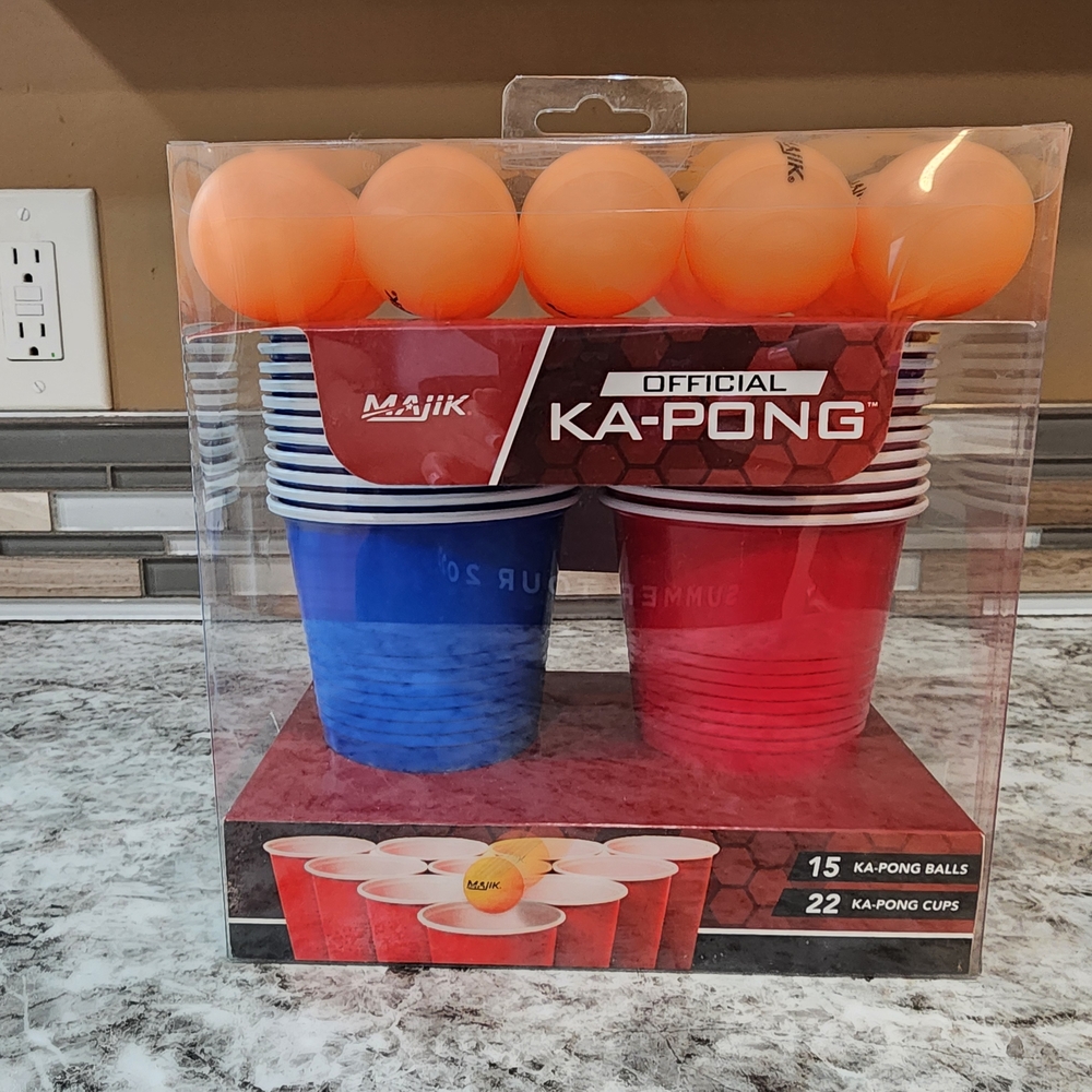 Official Ka-Pong Set with Red and Blue Cups